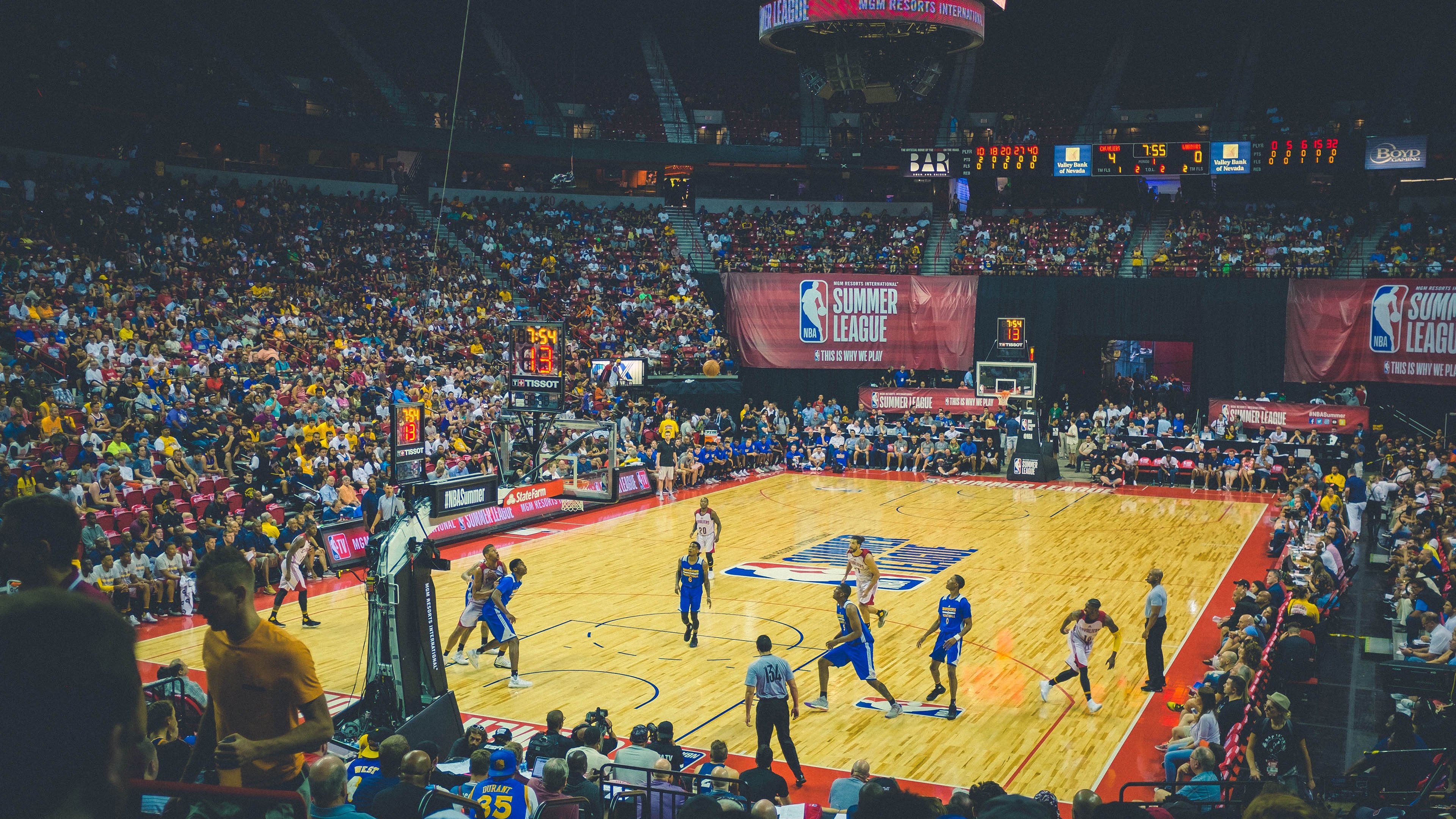 _热火主场迎战绿军，激烈角逐不停歇_，热火绿军2012